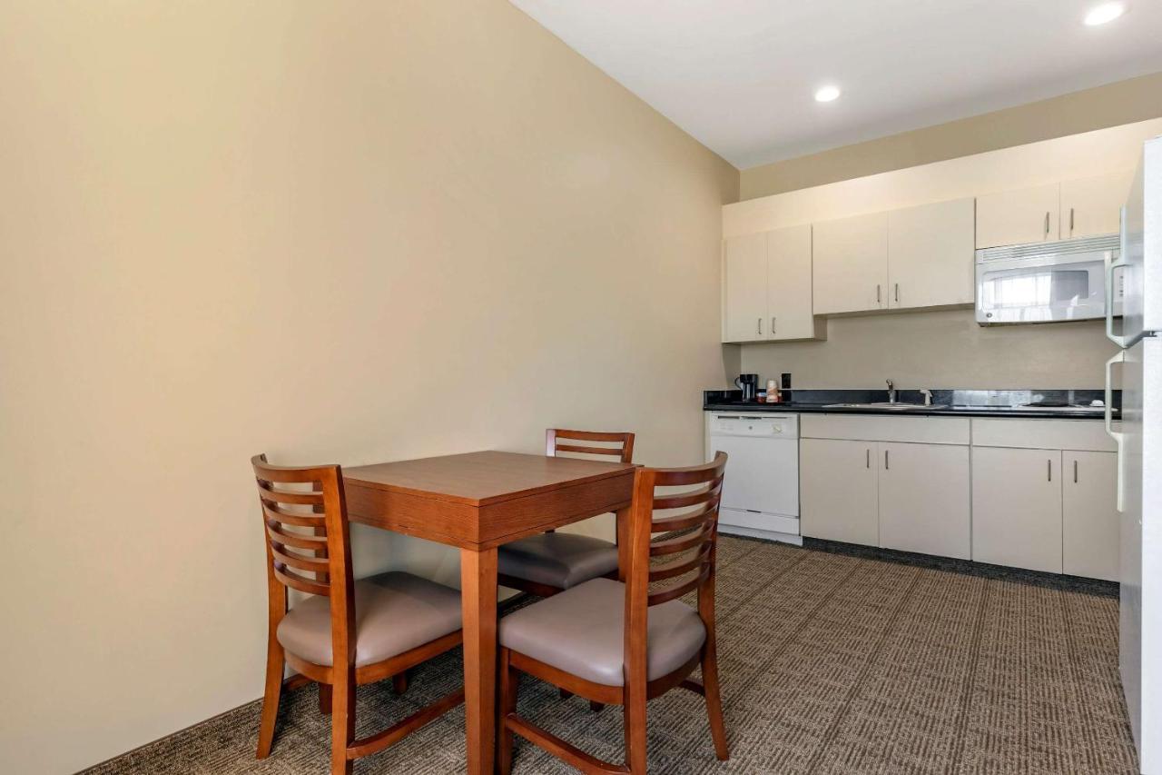 Comfort Inn & Suites Orangeburg Extérieur photo
