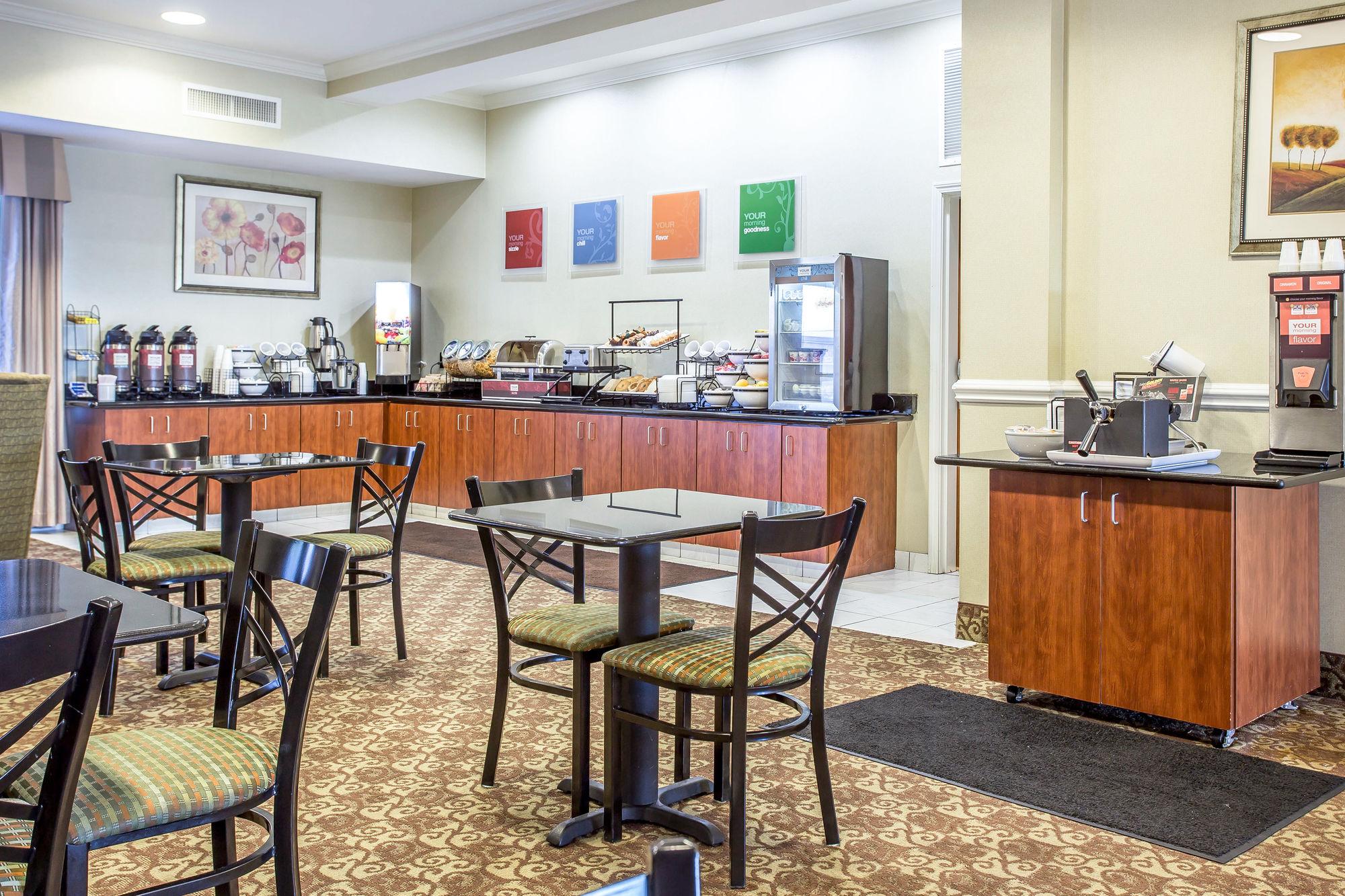 Comfort Inn & Suites Orangeburg Extérieur photo