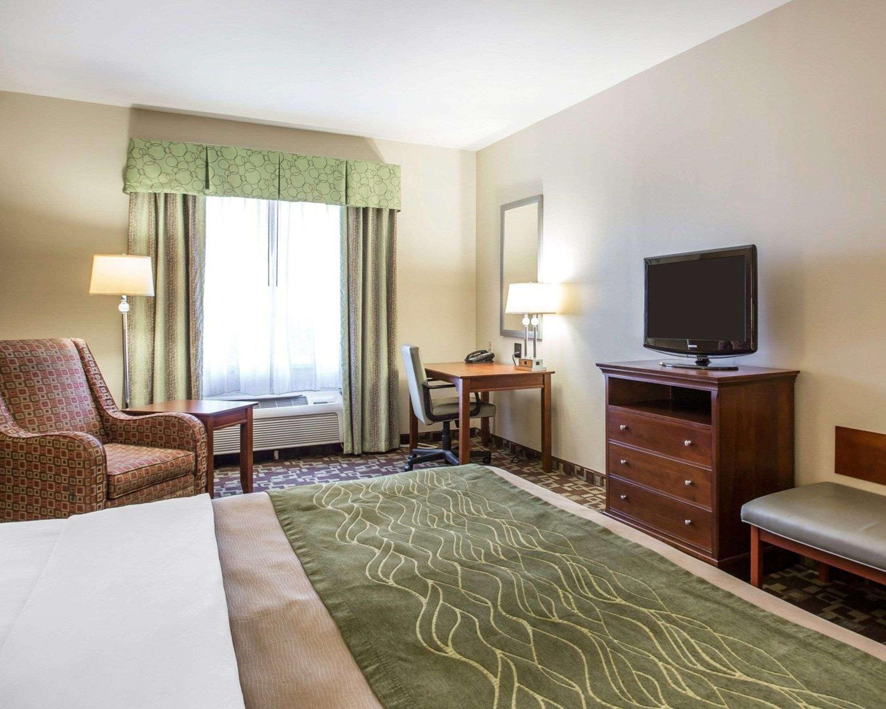 Comfort Inn & Suites Orangeburg Extérieur photo