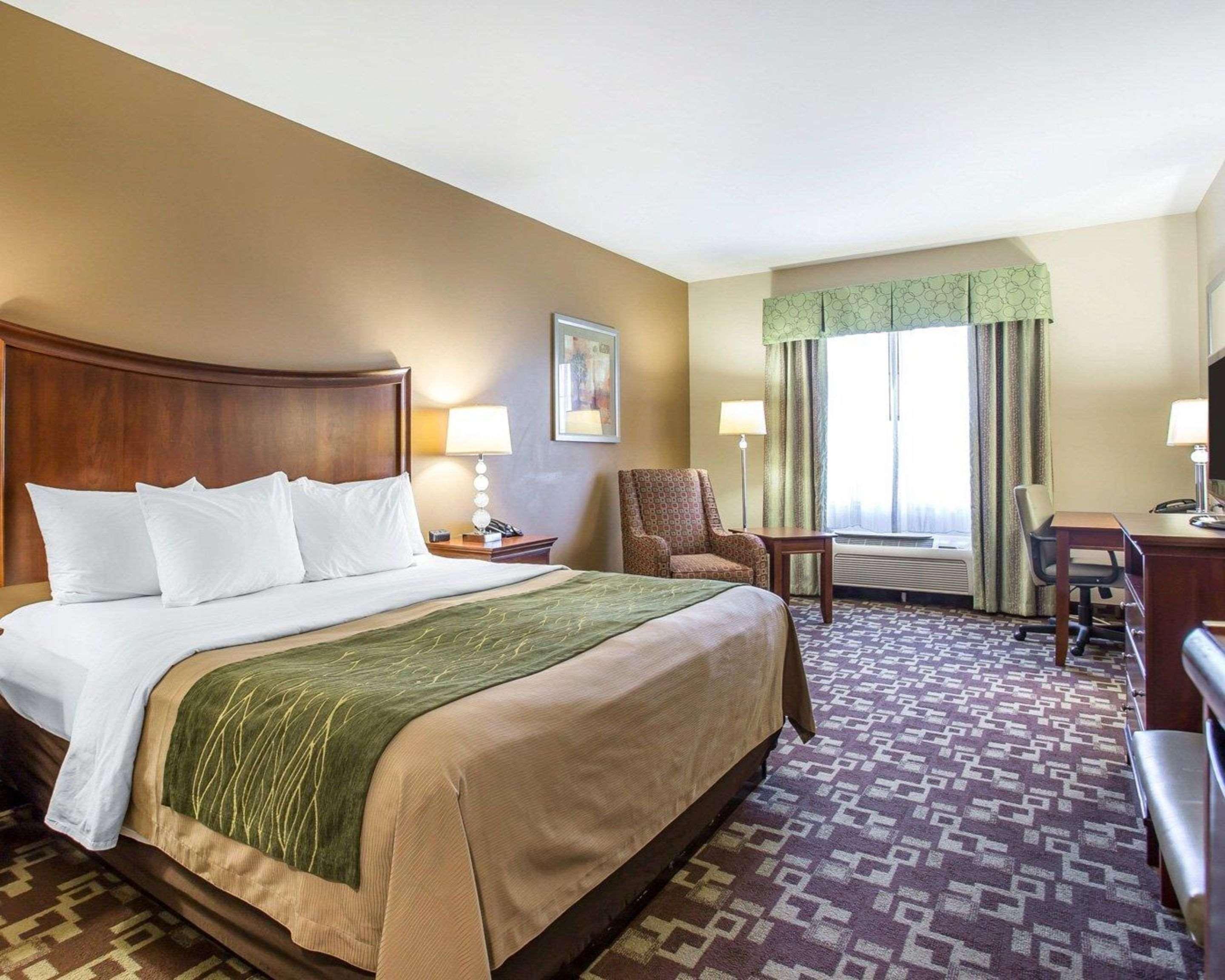 Comfort Inn & Suites Orangeburg Extérieur photo