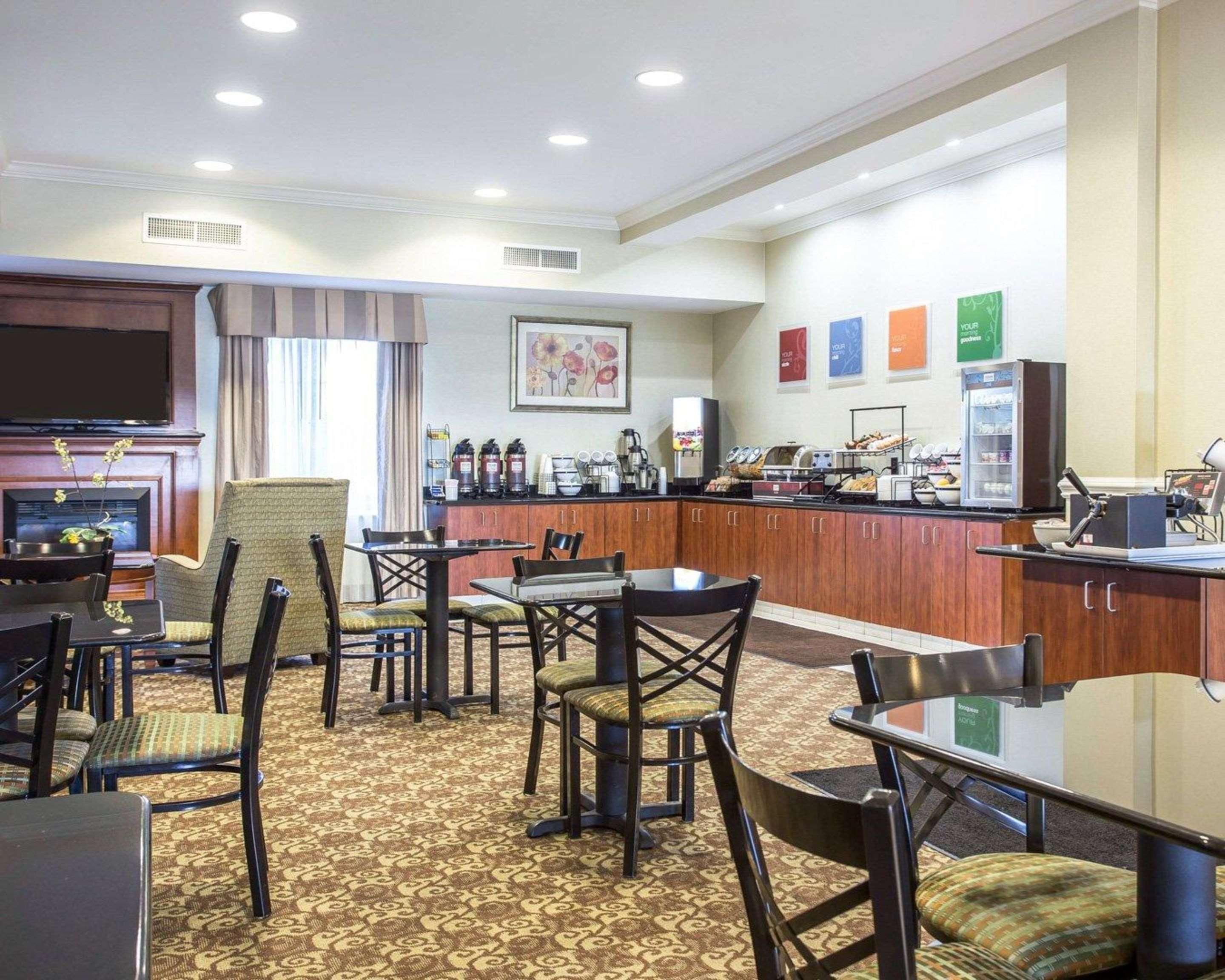 Comfort Inn & Suites Orangeburg Extérieur photo