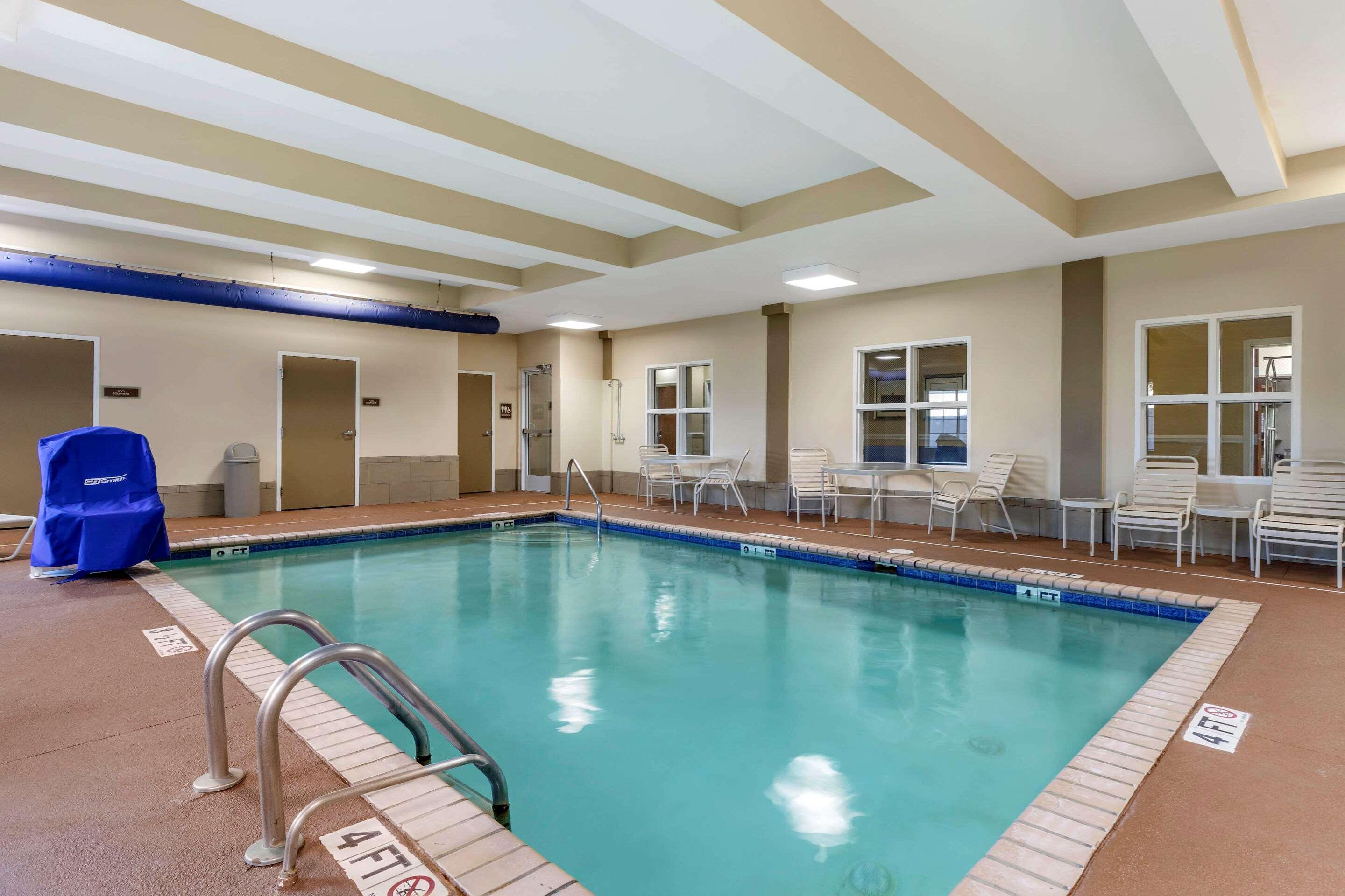 Comfort Inn & Suites Orangeburg Extérieur photo